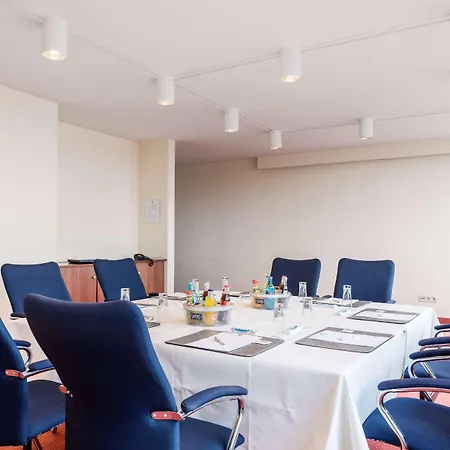 Leoso Hotel Ludwigshafen-2